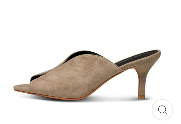 Valentine Sandal - Taupe